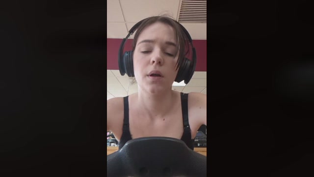 lucie_mehott  21-02-2023